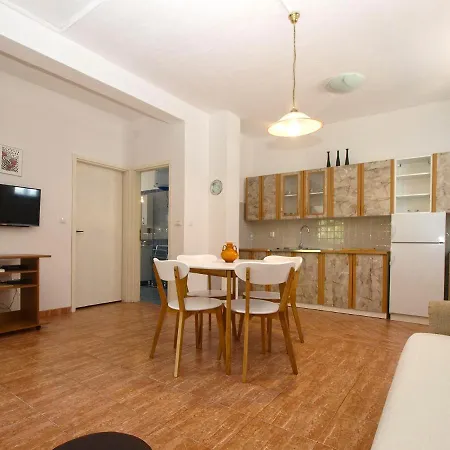 Apartemnts Guido 762 * Pjescana Uvala