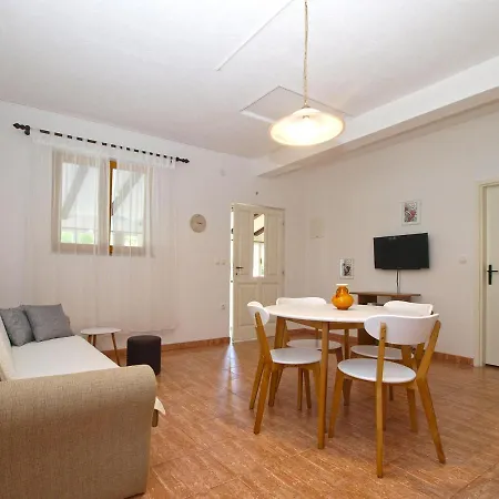 Apartment Apartemnts Guido 762