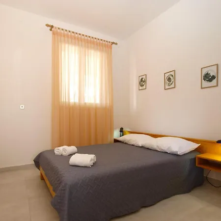 Apartemnts Guido 762