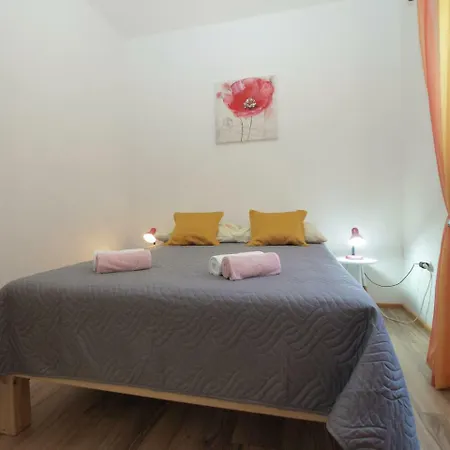 Apartemnts Guido 762