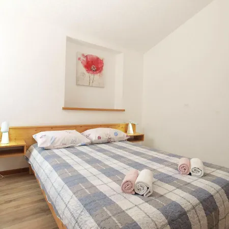 Apartemnts Guido 762 * Pjescana Uvala