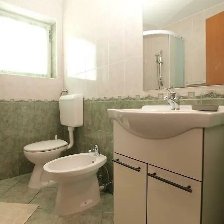 Apartemnts Guido 762